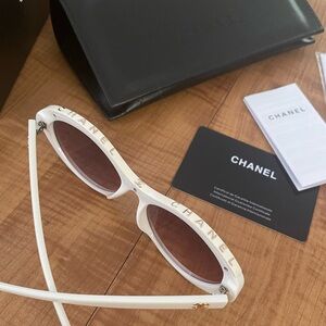 CC Ivory Sunglasses Gold Raised Logos Brown Lens